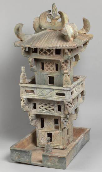 Ge (tower) with pengzuo (balustraded platform)