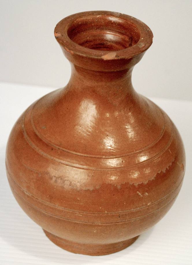 Chang Sha pottery vase