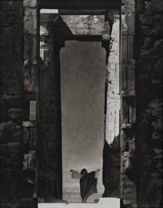 Isadora Duncan at the Portal of the Parthenenon, Athens, reprinted in Edward Steichen: The Early Years, 1900-1927 (New York, 1981)
