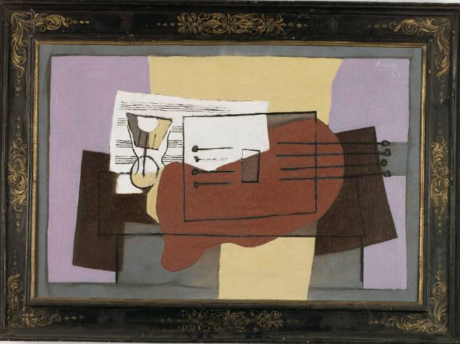Verre, guitare, partition