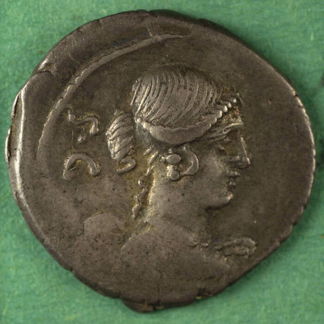 denarius, Roman Republic, 46 BCE