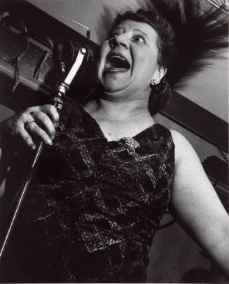 Singer at Café Métropole