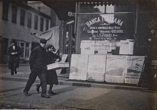 Untitled (Banca Italiana )