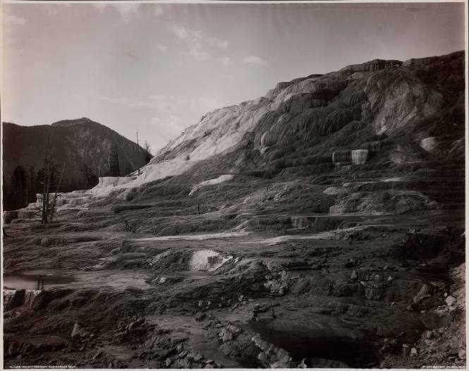 Pulpit Terrace and Bunsen Peak