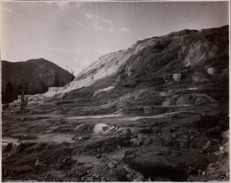 Pulpit Terrace and Bunsen Peak