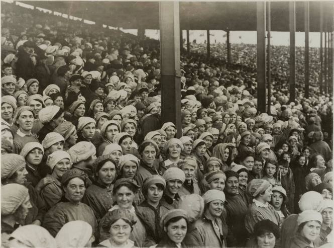 The King's visit to the Clyde (from the British Ministry of Information photographs of women working in factories during WWI)