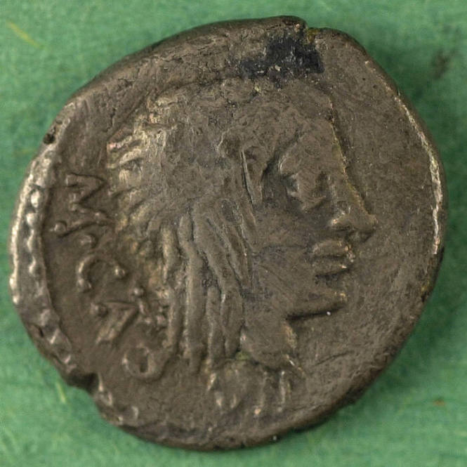 quinarius, Roman Republic, 47-46 BCE