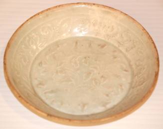 Yin Ch'ing Shallow Dish