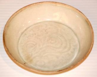 Yin Ch'ing Shallow Dish