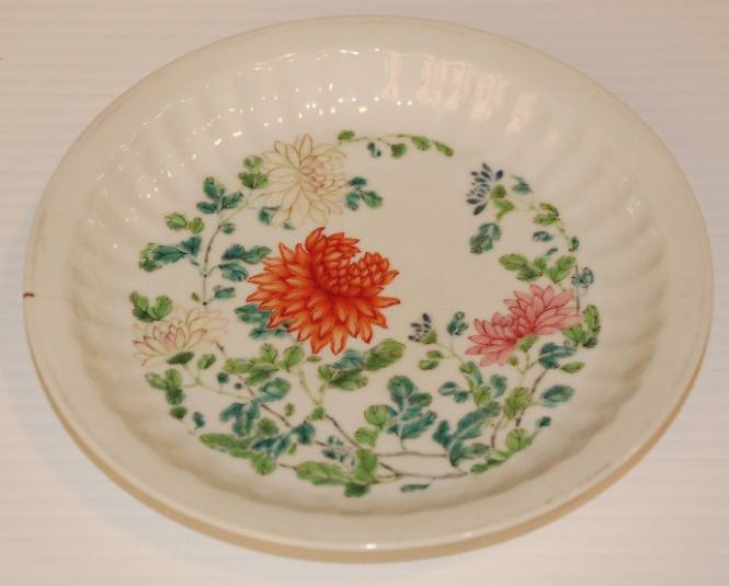 Chrysanthemum Plate