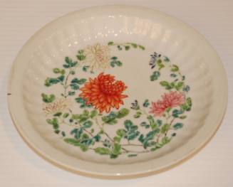 Chrysanthemum Plate