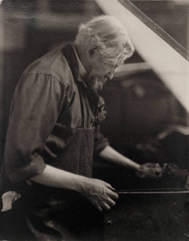 Joseph Pennell Wiping a Plate after Inking it