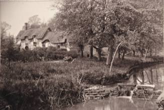 Anne Hathaways Cottage