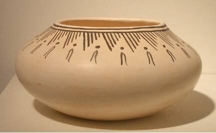 Black-on-white pot