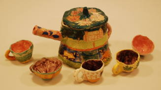 Teapot With Lid and Five Cups