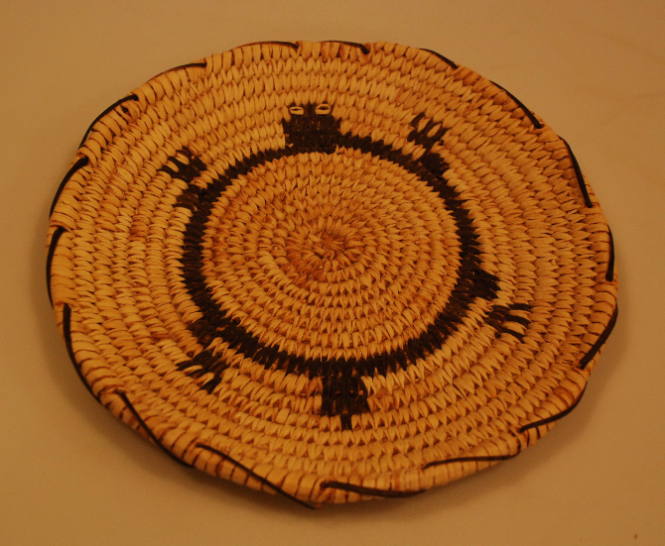 Basket (tortoise design)