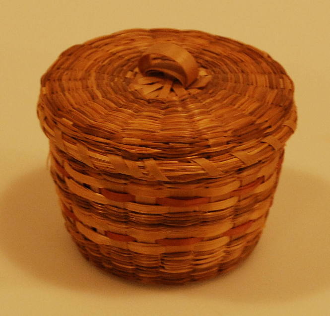Lidded Basket with Red Design