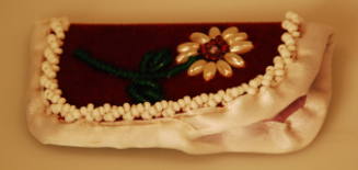 Miniature eyeglass case with flower design