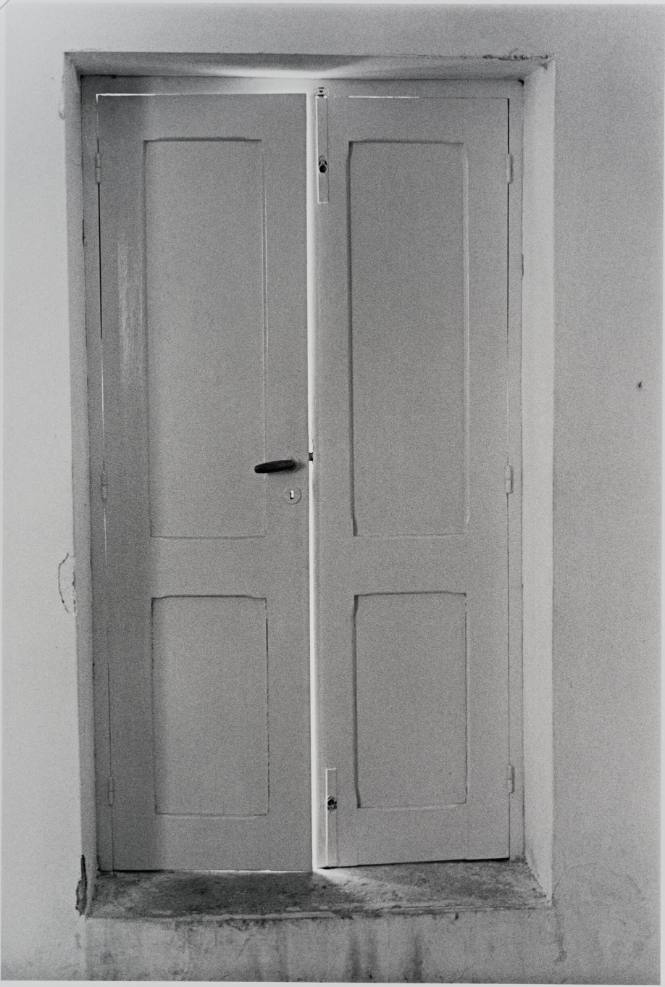 Door, Crete