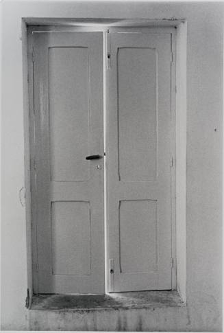 Door, Crete