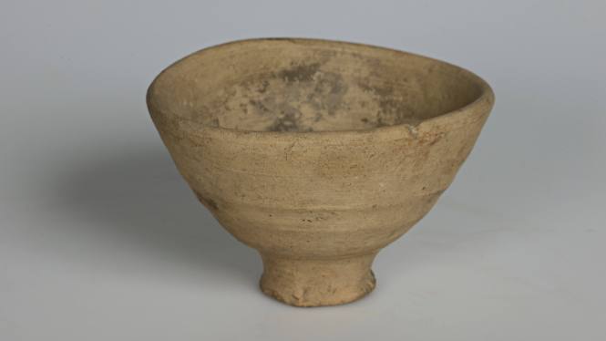 Bowl from Paestum