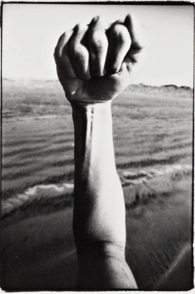 Baja, California (16 January 1980), sequence of 6