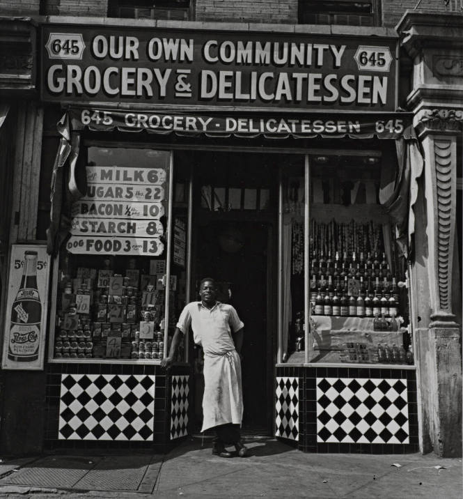 Untitled [Grocery store], from the series Harlem Document
