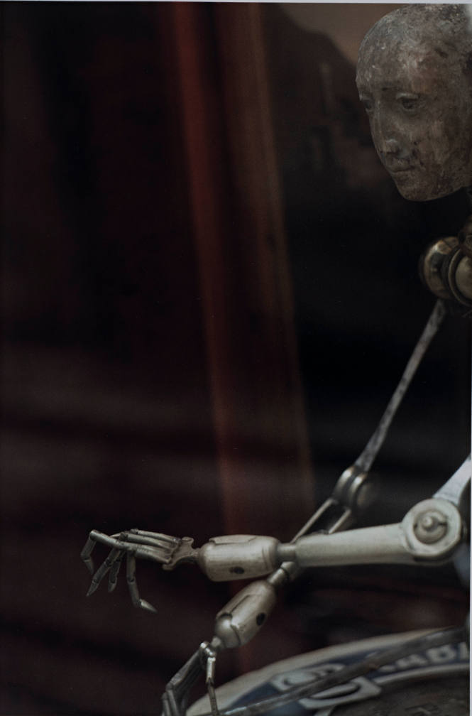 Untitled (mannequin) from L'Histoire de France portfolio