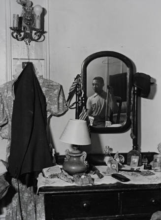 Untitled [Man in mirror], from the series Harlem Document