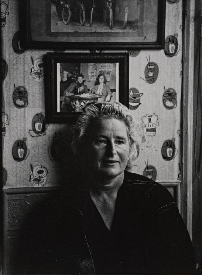 Caitlin Thomas in Bar at Brown's Hotel