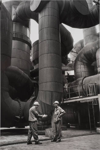 Working men in the chemical industry, Bayer Werke in Leverkusen, W. Germany