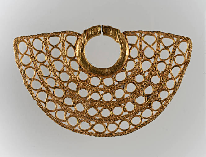 Sinú Tumbaga Ear Ornament