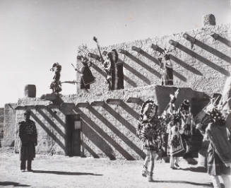 Santa Fe Essay: One armed Governor of Pueblo of San Ildefonso, Comanche war dance finish