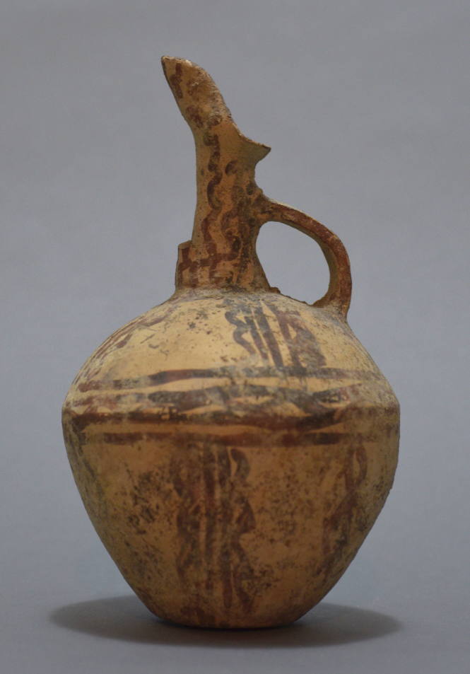 Jug with beaked spout