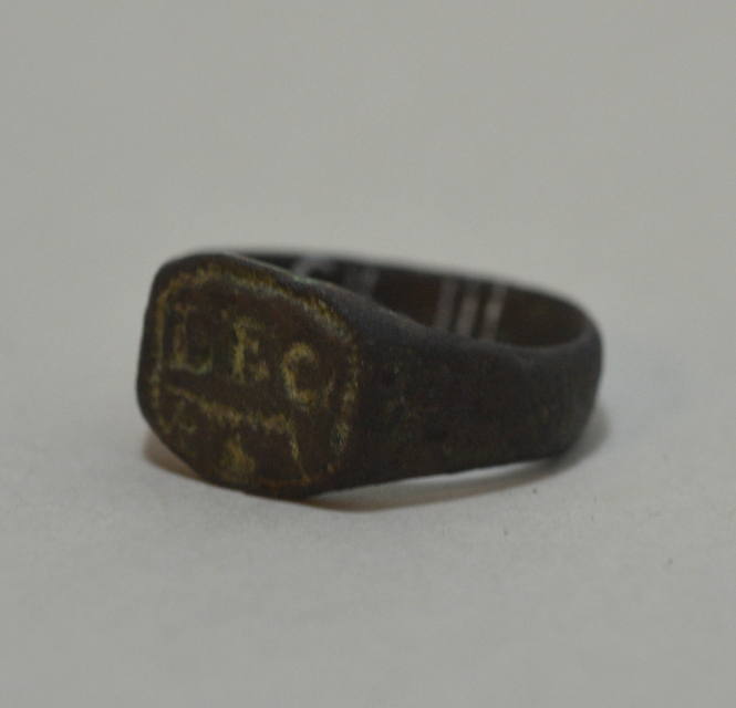 Ring with inscribed decoration