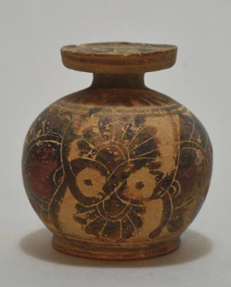 Italo-Corinthian round aryballos decorated with quatrefoil palmette
