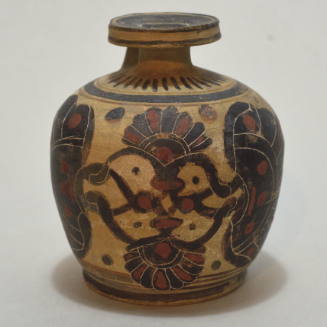 Italo-Corinthian aryballos decorated with large quatrefoil palmette