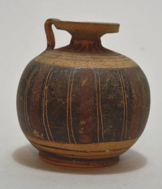 Italo-Corinthian round aryballos decorated with vertical panels