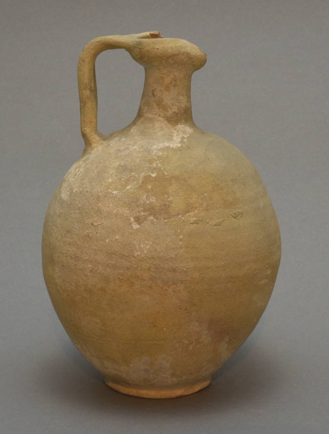 Cypriot trefoil-lipped oinochoe, buffware with bird painted on the globular body