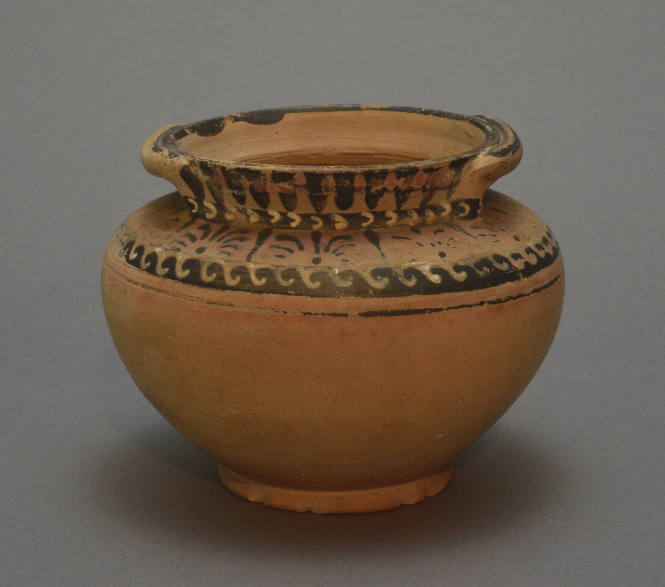 Twin-handled jar, with palmettes and wave decoration on shoulder