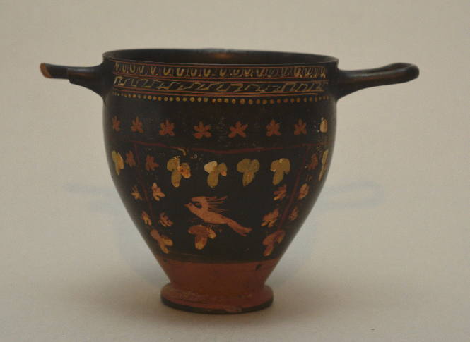 Gnathian ware, skyphos