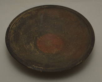 Dish on low ring foot