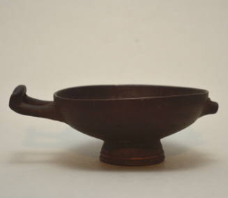 Black-glazed kylix