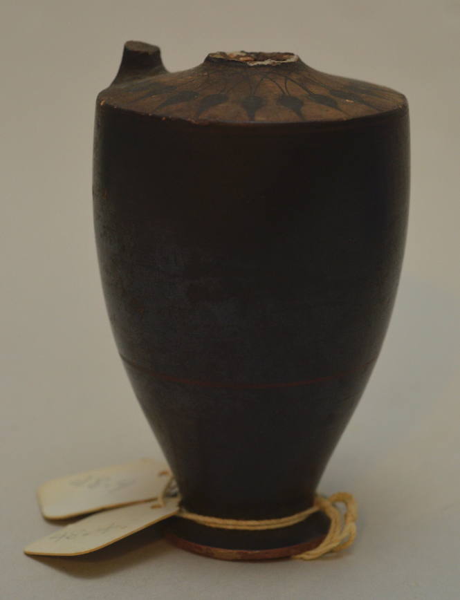 Attic lekythos with festooned lotus ornament on shoulder