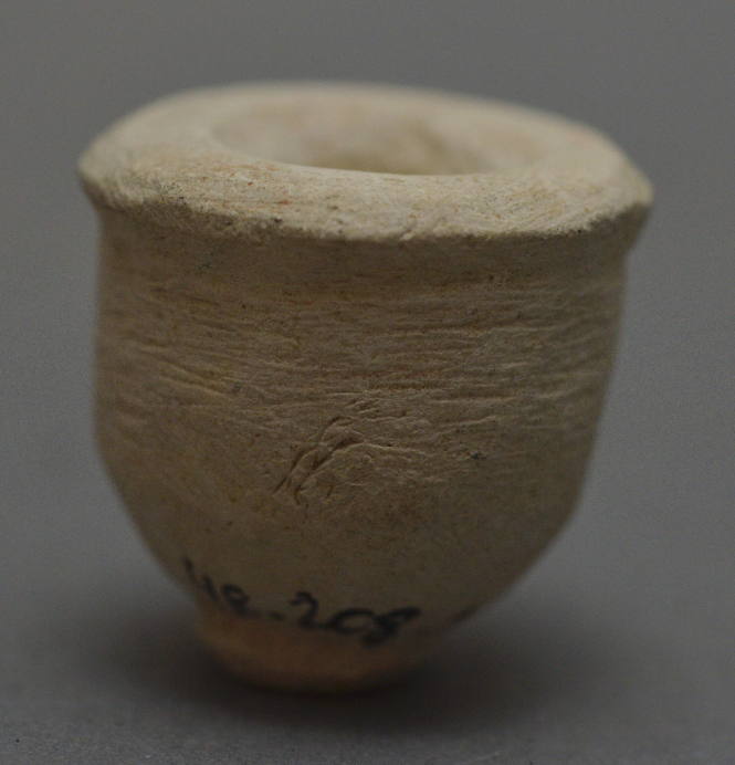 Miniature vessel