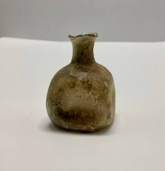 Indented bottle, concave base