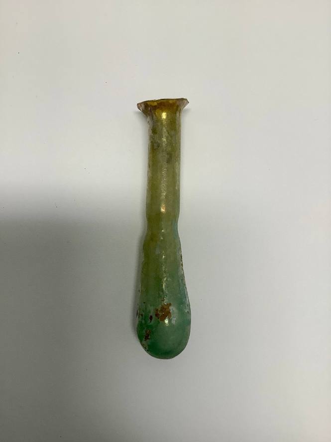 Unguentarium with everted rim