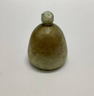 Flask with concave bottom