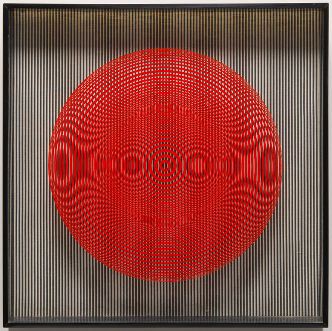 Red Circle Moiré