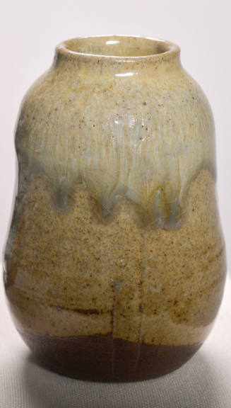 Karatsu ware tea caddy, sealed Ennen